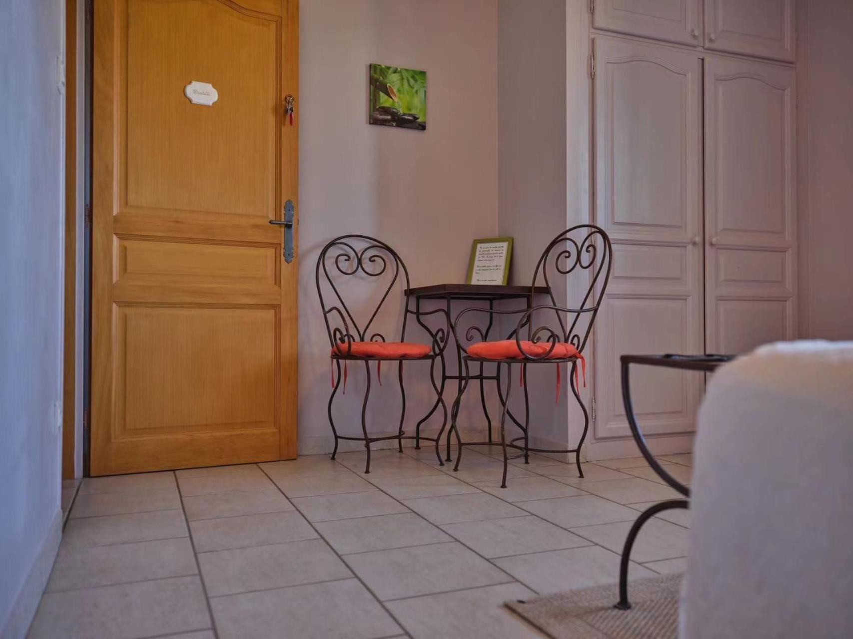 Mas De L'Estiou Apartment มงโตซ์ ภายนอก รูปภาพ